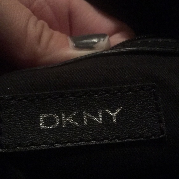 SOLD- Leather purse - Picture 3 of 4